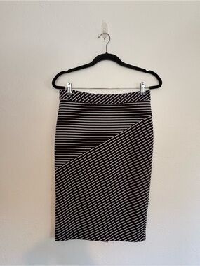 Banana Republic Blue and White Diagonal Stripe Pencil Skirt